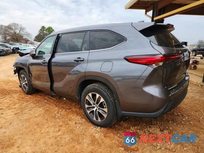 Drugie zdjęcie samochodu z przodu: 2023 TOYOTA HIGHLANDER XLE VIN:5TDKDRBH3PS042660 - miniatura