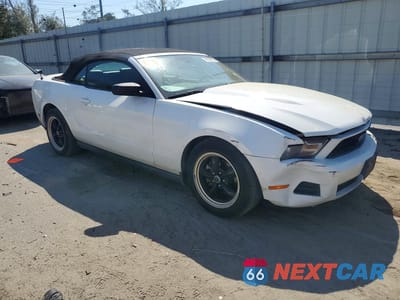 Czwarte zdjęcie samochodu z boku: 2010 FORD MUSTANG VIN:1ZVBP8EN2A5177853 - miniatura