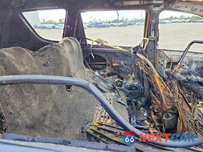 Zdjęcie 10 z 11 samochodu: 2008 TOYOTA RAV4 LIMITED VIN:JTMZD31V886055070 - miniatura