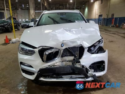Piąte zdjęcie samochodu w środku: 2019 BMW X3 XDRIVE30I VIN:5UXTR9C59KLE19966 - miniatura