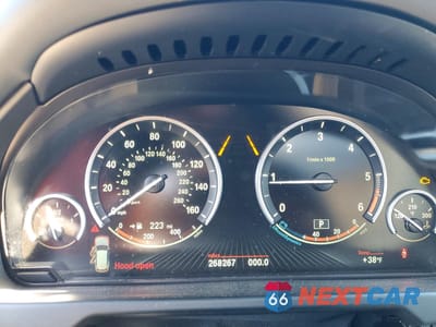 Zdjęcie 9 z 13 samochodu: 2014 BMW X5 XDRIVE35D VIN:5UXKS4C5XE0J96035 - miniatura