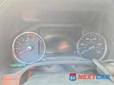 Zdjęcie 8 z 10 samochodu: 2017 FORD F350 SUPER DUTY VIN:1FT8W3DT7HEC39566 - miniatura