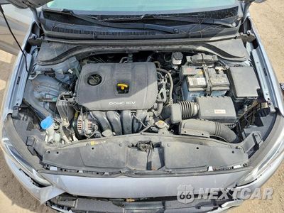Zdjęcie 11 z 11 samochodu: 2017 HYUNDAI ELANTRA SE VIN:5NPD84LF8HH007102 - miniatura