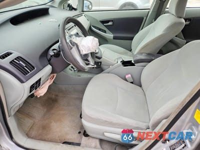 Zdjęcie 7 z 13 samochodu: 2011 TOYOTA PRIUS TWO VIN:JTDKN3DU2B0283870 - miniatura