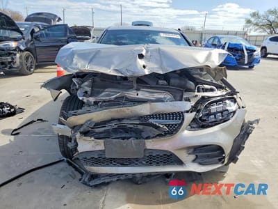 Piąte zdjęcie samochodu w środku: 2020 MERCEDES-BENZ C 300 VIN:55SWF8DB4LU331753 - miniatura