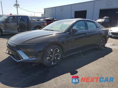 2024 HYUNDAI SONATA SEL KMHL64JA1RA414238 - główne zdjęcie licytacji z USA - miniatura