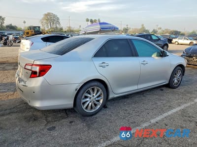 Trzecie zdjęcie samochodu z tyłu: 2013 TOYOTA CAMRY LE VIN:4T4BF1FK2DR305554 - miniatura