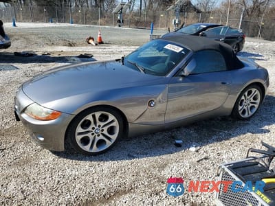 2003 BMW Z4 3.0 4USBT53443LU02192 - główne zdjęcie licytacji z USA - miniatura