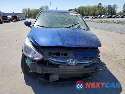 Piąte zdjęcie samochodu w środku: 2017 HYUNDAI ACCENT SE VIN:KMHCT5AE4HU346452 - miniatura