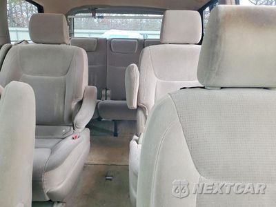 Zdjęcie 10 z 13 samochodu: 2005 TOYOTA SIENNA LE 7 PASSENGER VIN:5TDZA23C75S294720 - miniatura