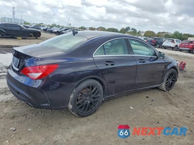 Trzecie zdjęcie samochodu z tyłu: 2015 MERCEDES-BENZ CLA 250 VIN:WDDSJ4EB2FN206008 - miniatura