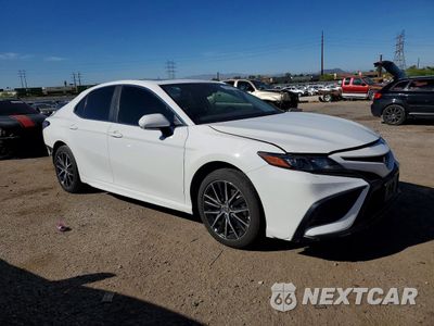 Czwarte zdjęcie samochodu z boku: 2024 TOYOTA CAMRY HYBRID SE VIN:4T1S31AK1RU064703 - miniatura