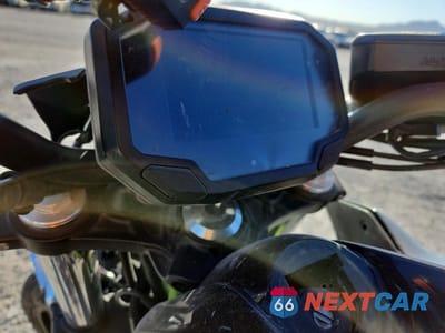 Zdjęcie 7 z 14 samochodu: 2020 KAWASAKI ER650 K VIN:ML5EREK16LDA03686 - miniatura