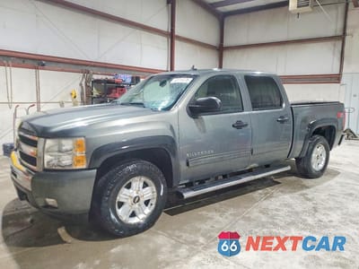 2011 CHEVROLET SILVERADO K1500 LT 1GCPKSE39BF172731 - główne zdjęcie licytacji z USA - miniatura