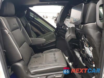 Zdjęcie 11 z 13 samochodu: 2021 CADILLAC ESCALADE ESV SPORT VIN:1GYS4PKLXMR494313 - miniatura