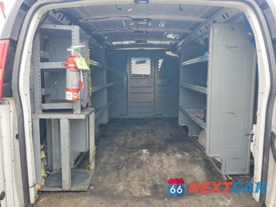 Zdjęcie 10 z 13 samochodu: 2015 GMC SAVANA 2500 CARGO UTILITY / SERVICE VAN VIN:1GTW7FCF9F1174001 - miniatura