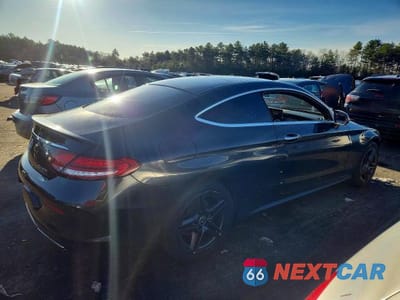 Trzecie zdjęcie samochodu z tyłu: 2019 MERCEDES-BENZ C 300 4MATIC VIN:WDDWJ8EB4KF773611 - miniatura