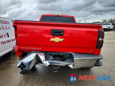 Zdjęcie 6 z 11 samochodu: 2018 CHEVROLET SILVERADO K1500 LT VIN:3GCUKREC2JG441712 - miniatura