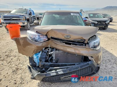 Piąte zdjęcie samochodu w środku: 2015 KIA SOUL + VIN:KNDJP3A50F7154574 - miniatura