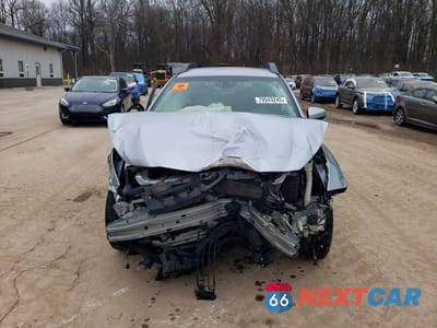 Piąte zdjęcie samochodu w środku: 2019 SUBARU OUTBACK 2.5I PREMIUM VIN:4S4BSAFC0K3270210 - miniatura