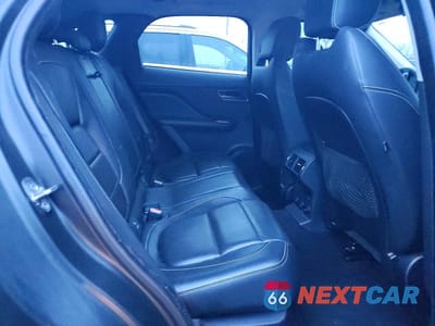 Zdjęcie 11 z 12 samochodu: 2017 JAGUAR F-PACE S VIN:SADCM2BV3HA056000 - miniatura