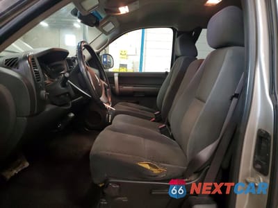 Zdjęcie 7 z 12 samochodu: 2007 CHEVROLET SILVERADO K1500 VIN:1GCEK19037E502426 - miniatura