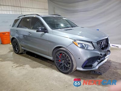 Czwarte zdjęcie samochodu z boku: 2016 MERCEDES-BENZ GLE 63 AMG-S 4MATIC VIN:4JGDA7FB1GA645160 - miniatura