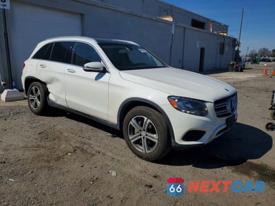 Czwarte zdjęcie samochodu z boku: 2016 MERCEDES-BENZ GLC 300 4MATIC VIN:WDC0G4KB6GF052249 - miniatura