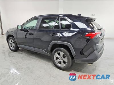 Drugie zdjęcie samochodu z przodu: 2023 TOYOTA RAV4 HYBRID XLE VIN:4T3RWRFV7PU091111 - miniatura