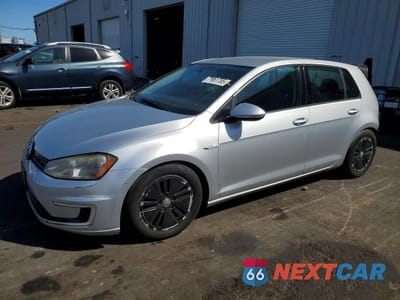 2016 VOLKSWAGEN E-GOLF SE WVWKP7AU7GW912954 - główne zdjęcie licytacji z USA - miniatura