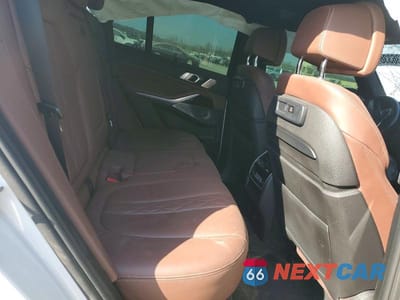 Zdjęcie 11 z 13 samochodu: 2020 BMW X5 M50I VIN:5UXJU4C02L9C19829 - miniatura
