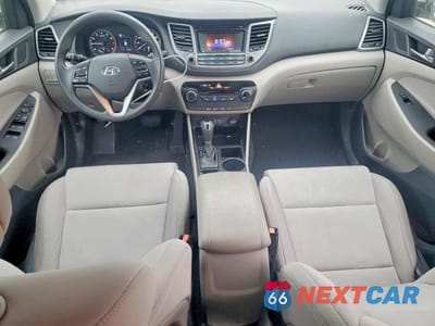 Zdjęcie 8 z 12 samochodu: 2016 HYUNDAI TUCSON SE VIN:KM8J3CA48GU134266 - miniatura