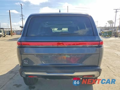 Zdjęcie 6 z 12 samochodu: 2024 RIVIAN R1S ADVENTURE VIN:7PDSGCBA3RN030064 - miniatura
