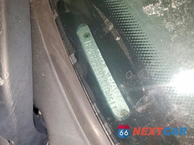 Zdjęcie 12 z 12 samochodu: 2000 FORD TAURUS SES VIN:1FAFP55S9YA104611 - miniatura