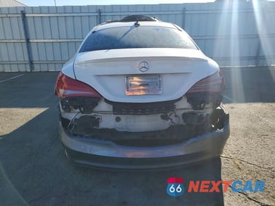Zdjęcie 6 z 12 samochodu: 2015 MERCEDES-BENZ CLA 250 VIN:WDDSJ4EB9FN284429 - miniatura