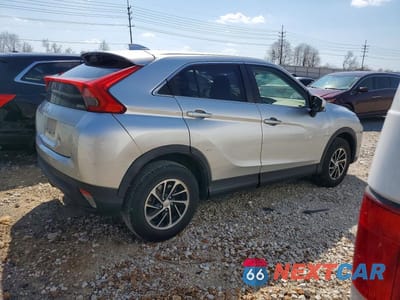 Trzecie zdjęcie samochodu z tyłu: 2020 MITSUBISHI ECLIPSE CROSS ES VIN:JA4AT3AAXLZ022165 - miniatura