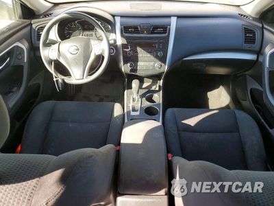 Zdjęcie 8 z 12 samochodu: 2015 NISSAN ALTIMA 2.5 S VIN:1N4AL3AP6FC135005 - miniatura
