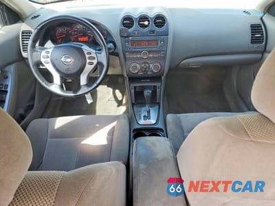 Zdjęcie 8 z 13 samochodu: 2008 NISSAN ALTIMA 2.5/2.5S VIN:1N4AL21E98C271978 - miniatura