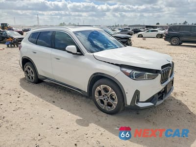 Czwarte zdjęcie samochodu z boku: 2025 BMW X1 XDRIVE28I VIN:WBX73EF02S5343413 - miniatura