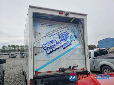 Zdjęcie 6 z 13 samochodu: 2021 CHEVROLET EXPRESS G3500 BOX TRUCK VIN:1GB0GRFP3M1193625 - miniatura