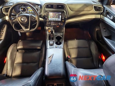 Zdjęcie 8 z 13 samochodu: 2017 NISSAN MAXIMA 3.5 SV VIN:1N4AA6AP7HC375240 - miniatura