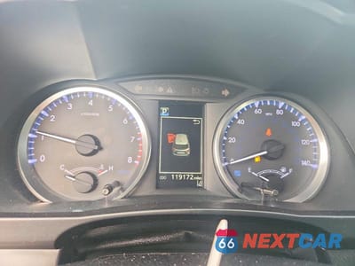 Zdjęcie 9 z 12 samochodu: 2019 TOYOTA HIGHLANDER LE VIN:5TDZZRFH8KS292429 - miniatura