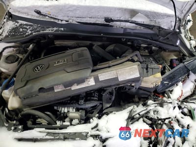 Zdjęcie 11 z 12 samochodu: 2019 VOLKSWAGEN GOLF R VIN:WVWVA7AU5KW191766 - miniatura