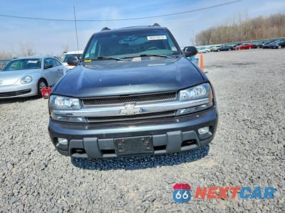 Piąte zdjęcie samochodu w środku: 2003 CHEVROLET TRAILBLAZER EXT VIN:1GNET16S836139250 - miniatura