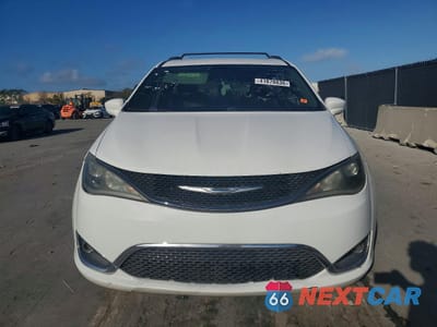 Piąte zdjęcie samochodu w środku: 2017 CHRYSLER PACIFICA TOURING L PLUS VIN:2C4RC1EG5HR543680 - miniatura