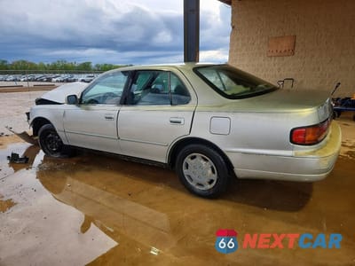 Drugie zdjęcie samochodu z przodu: 1994 TOYOTA CAMRY LE VIN:JT2SK12E3R0217890 - miniatura