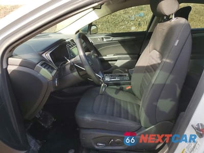 Zdjęcie 7 z 12 samochodu: 2019 FORD FUSION SE VIN:3FA6P0LU7KR265446 - miniatura