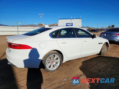 Trzecie zdjęcie samochodu z tyłu: 2016 JAGUAR XF PREMIUM VIN:SAJBJ4BV6GCY21121 - miniatura