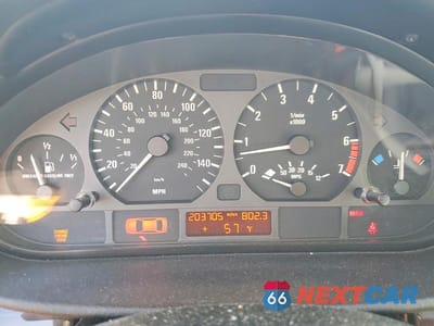 Zdjęcie 9 z 11 samochodu: 2002 BMW 325 XI VIN:WBAEU33452PF57233 - miniatura