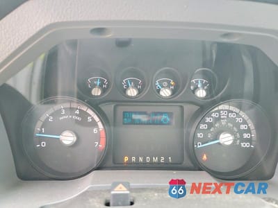 Zdjęcie 9 z 13 samochodu: 2013 FORD F250 SUPER DUTY VIN:1FTBF2A61DEB82063 - miniatura